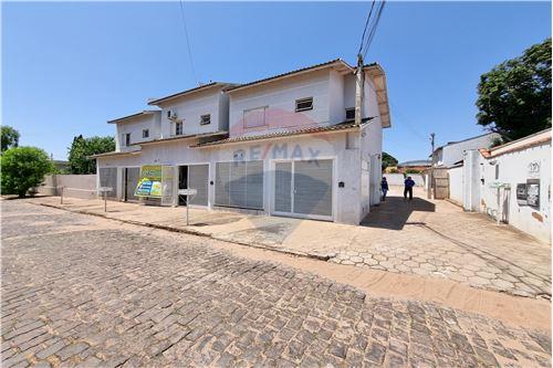 For Sale-Two Level House-Monte Santo de Minas , Monte Santo de Minas , Minas Gerais , 37958000-870601011-9