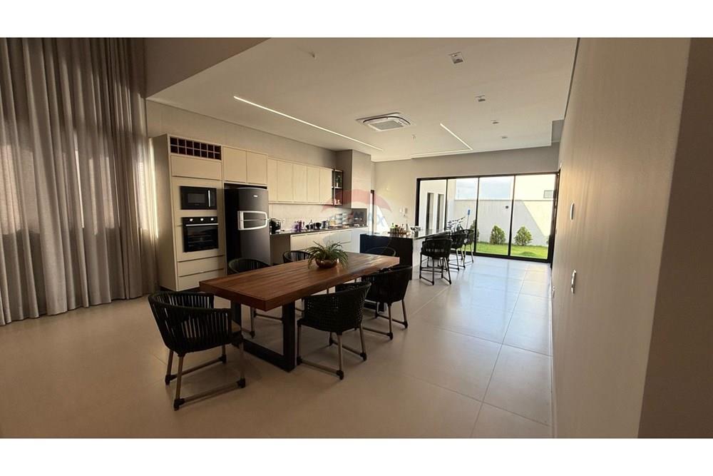 Casa de Condomínio - Venda - Caratinga , Minas Gerais - WhatsApp Image 2025-12-03 at 09.51.31.jpeg - Cozinha da sala de estar - 870711005-17