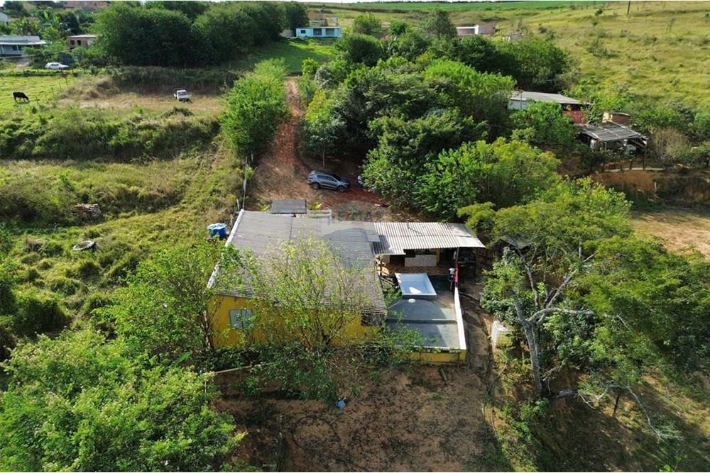 Rezidential - Ferma - Araxá , Minas Gerais - BR - 07.jpg - 870431045-46