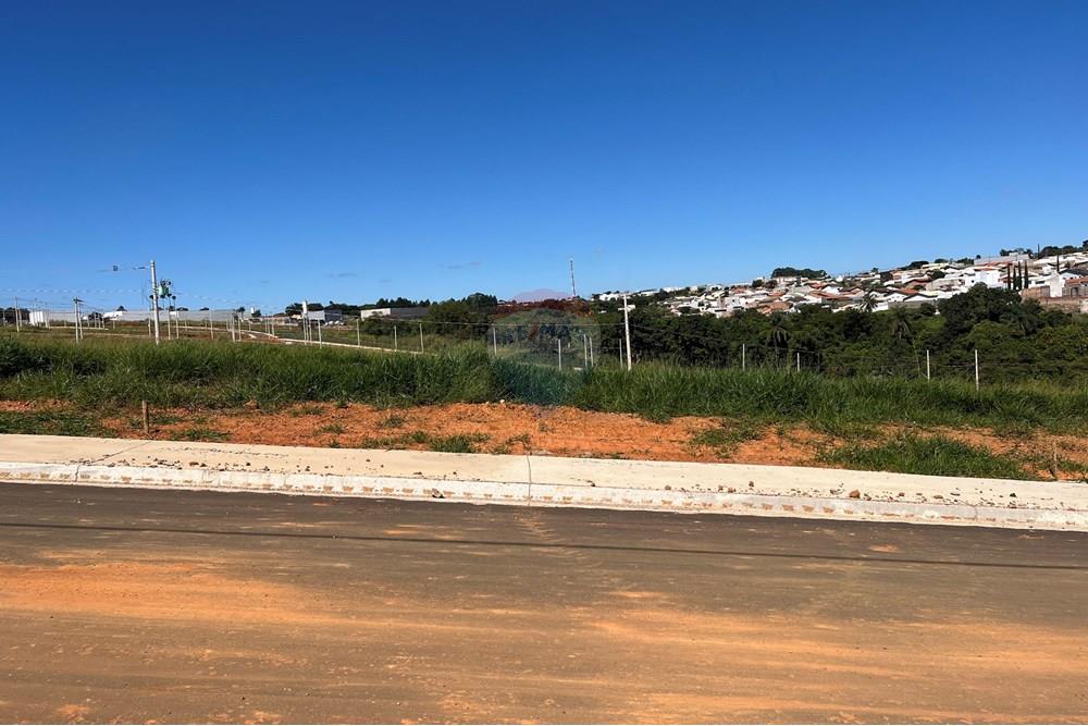 Terreno - Venda - Araxá , Minas Gerais - IMG_1868.jpeg - 870431039-48
