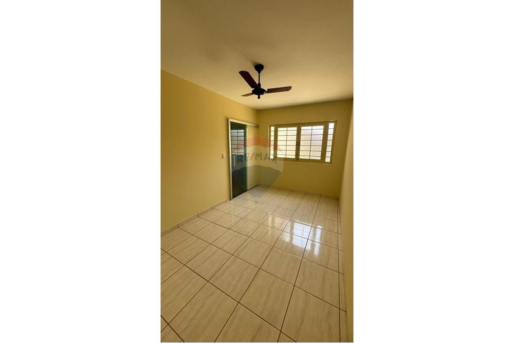 Casa - Venda - Pompéu , Minas Gerais - q5.jpeg - 870241024-80