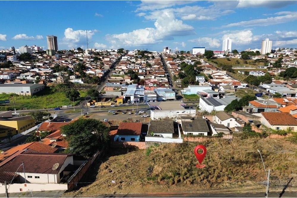 Terreno - Venda - Araxá , Minas Gerais - 01.1.jpg - 870431045-53