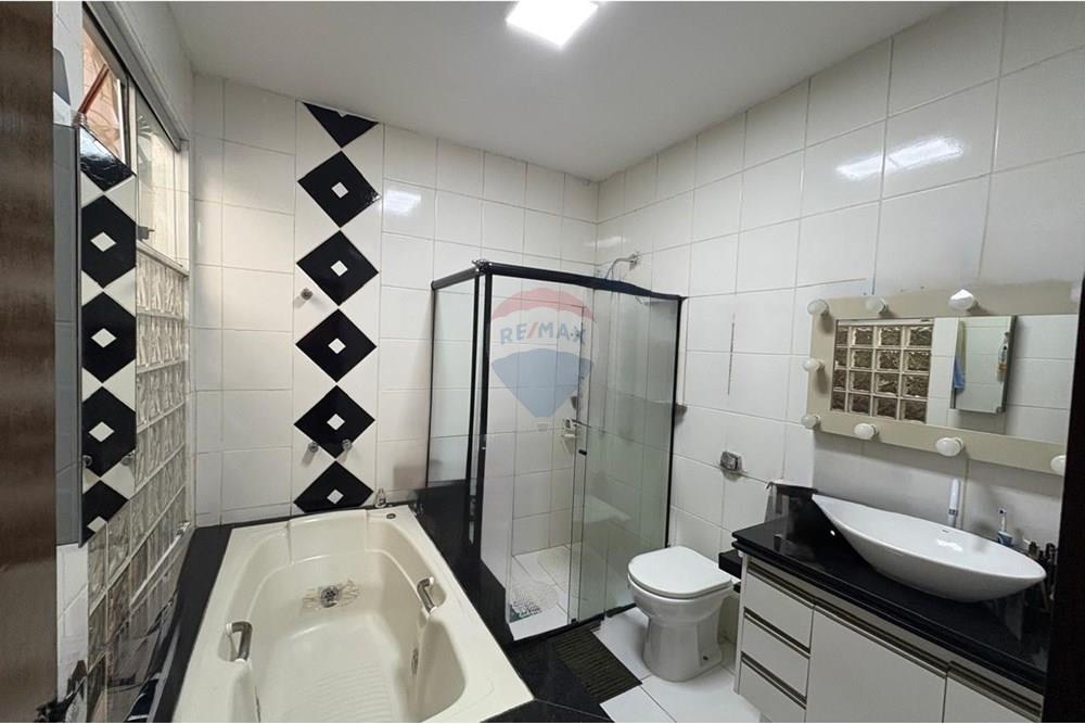 Casa - Venda - Sete Lagoas , Minas Gerais - Imagem do WhatsApp de 2025-09-15 à(s) 09.34.07_de19ae0a.jpg - Banheiro - 870241010-44