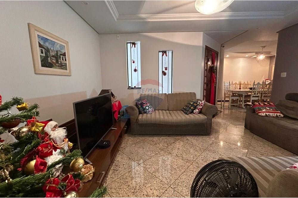 Casa - Venda - Ipatinga , Minas Gerais - WhatsApp Image 2025-12-13 at 12.07.03 (4).jpeg - Sala de estar - 870711015-15