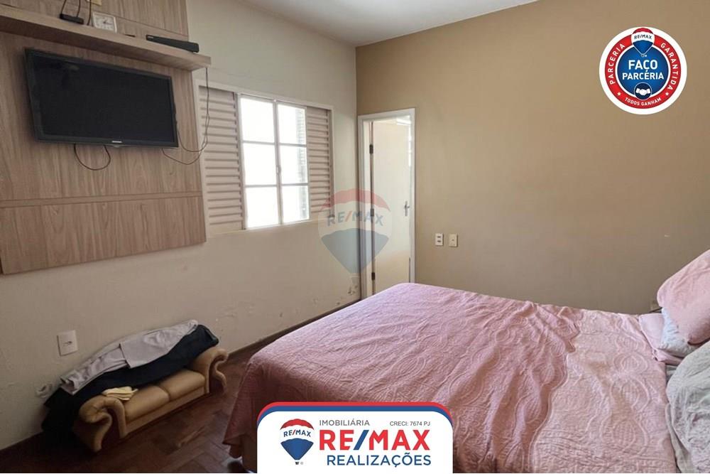 Gyvenamasis - Butas - Patos de Minas , Minas Gerais - BR - 9.jpg - 870631024-34