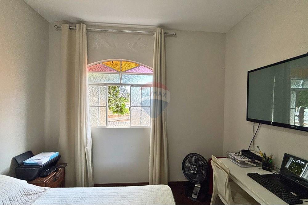 Casa - Venda - Belo Horizonte , Minas Gerais - 42d6b05b-ea2d-4072-9524-7767015152a0.jpg - Quarto - 870351012-224