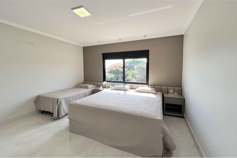 Casa - Venda - Capitólio , Minas Gerais - Imagem do WhatsApp de 2025-10-16 à(s) 15.36.28_d001b54a.jpg - 870731003-33