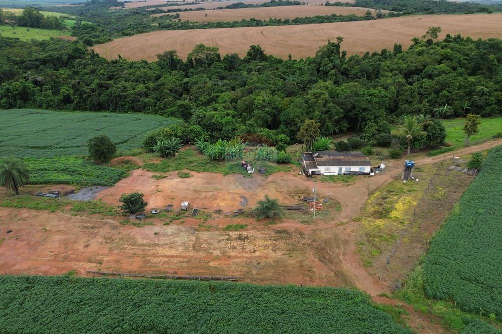 Fazenda - Venda - Araxá , Minas Gerais - 24.JPG - Pátio interno - 870431045-58