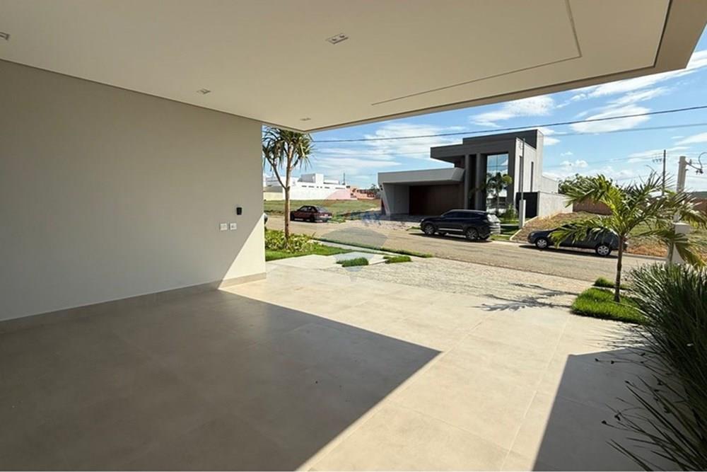 Casa de Condomínio - Venda - Caratinga , Minas Gerais - WhatsApp Image 2025-12-03 at 09.51.32 (1).jpeg - Garagem - 870711005-17