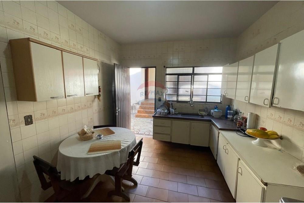 Casa - Venda - Araxá , Minas Gerais - 07.jpg - Cozinha - 870431045-51