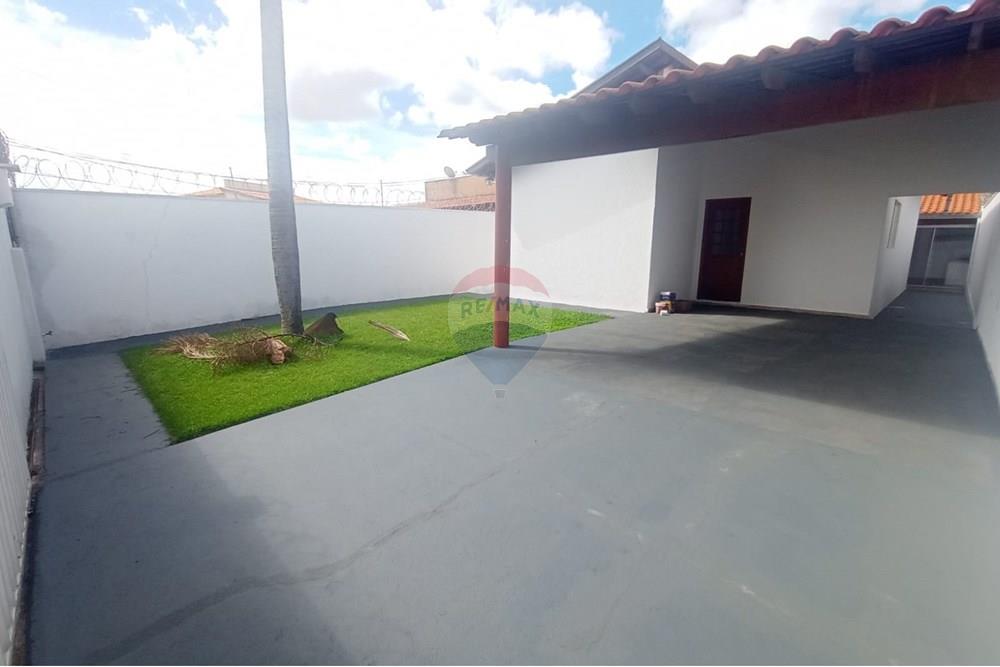 Casa - Venda - Uberaba , Minas Gerais - 02 Casa Venda 340 mil no São José em Uberaba na Remax 870291025-134.jpeg - 870291025-134
