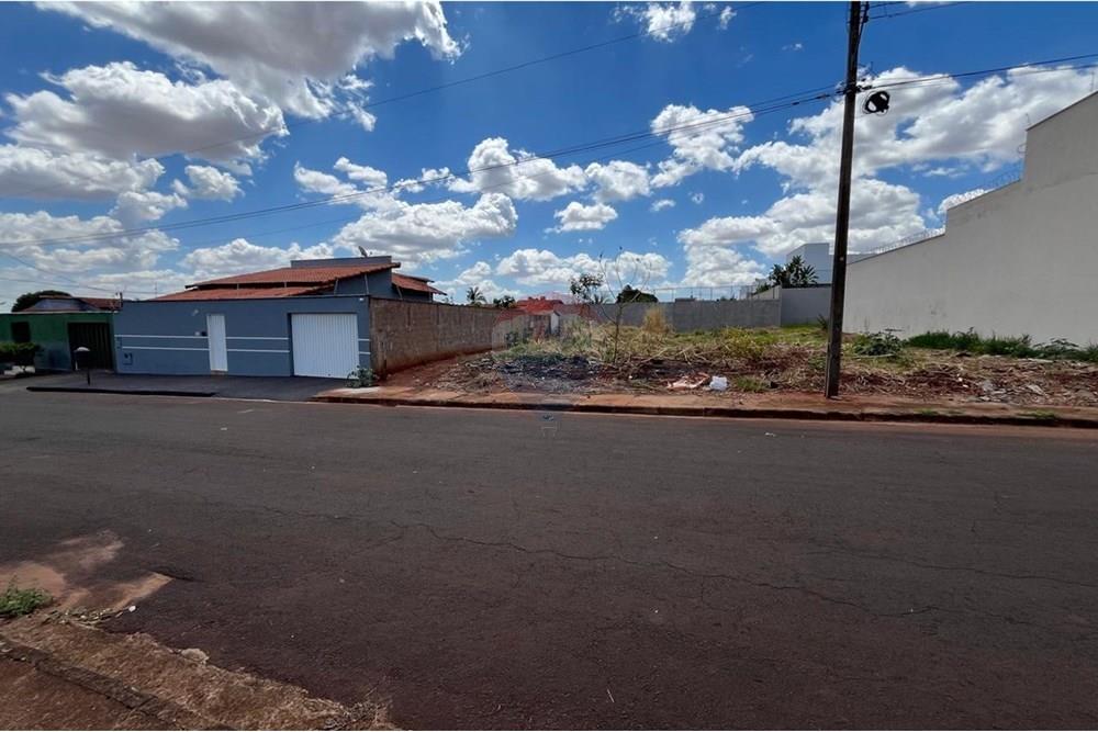 Terreno - Venda - Ituiutaba , Minas Gerais - IMG-20250925-WA0011.jpg - 870771008-3