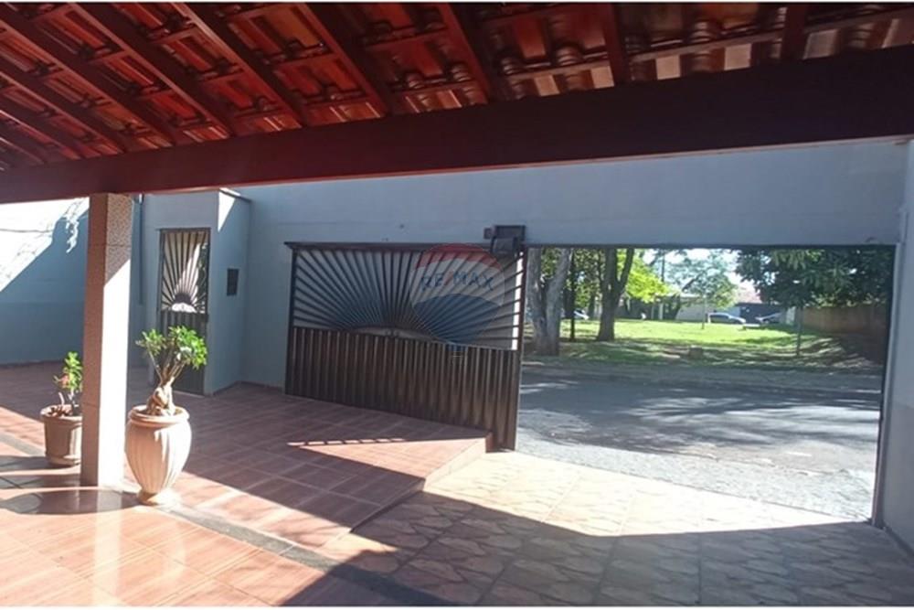 Casa - Venda - Ituiutaba , Minas Gerais - WhatsApp Image 2025-10-25 at 10.21.08.jpeg - 870771007-6