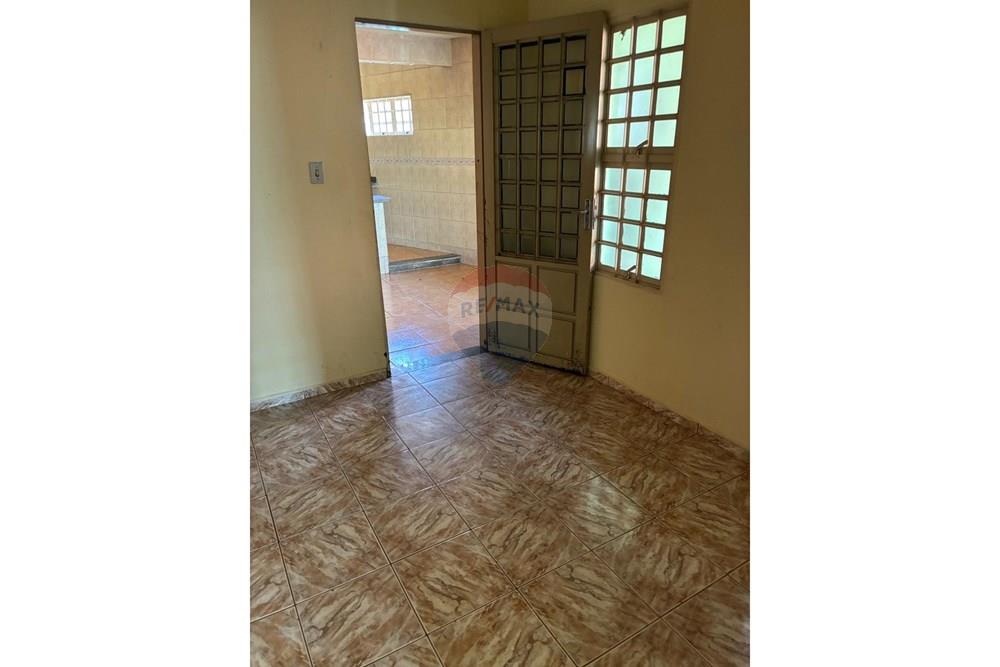 Casa - Venda - Uberaba , Minas Gerais - e798a793-88d5-4df6-b148-75808e111c55.jpg - 870291002-468