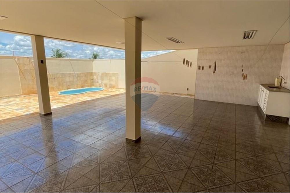 Casa - Venda - Passos , Minas Gerais - Imagem do WhatsApp de 2025-09-19 à(s) 18.12.41_71c68703.jpg - 870731003-17