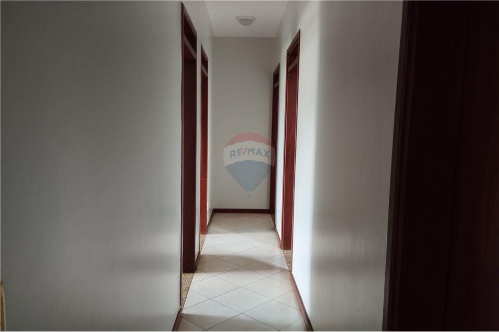 Apartamento - Alugar - Uberlândia , Minas Gerais - Corredor - Corredor - 870381023-21