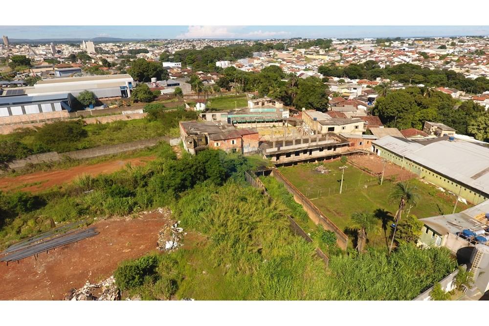 Terreno - Venda - Araxá , Minas Gerais - DJI_0013.JPG - 870431039-56