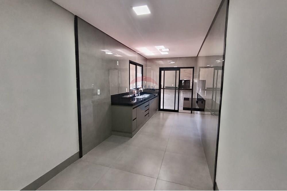 Casa - Venda - Ituiutaba , Minas Gerais - WhatsApp Image 2025-11-28 at 16.25.27.jpeg - 870771001-34