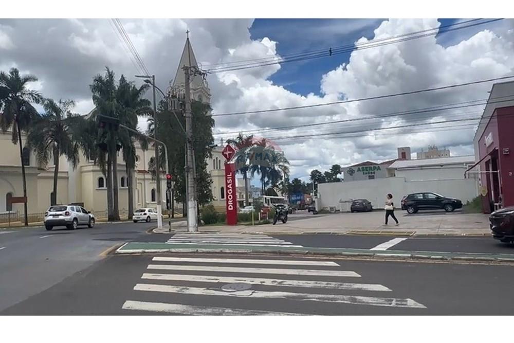 Cj. Comercial/ Sala - Venda - Araxá , Minas Gerais - 3 - Copia.jpeg - Fachada - 870431058-35