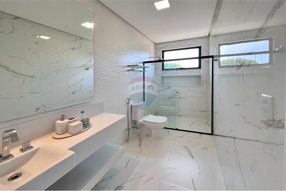 Casa - Venda - Capitólio , Minas Gerais - Imagem do WhatsApp de 2025-10-16 à(s) 15.36.28_f8217689.jpg - 870731003-33