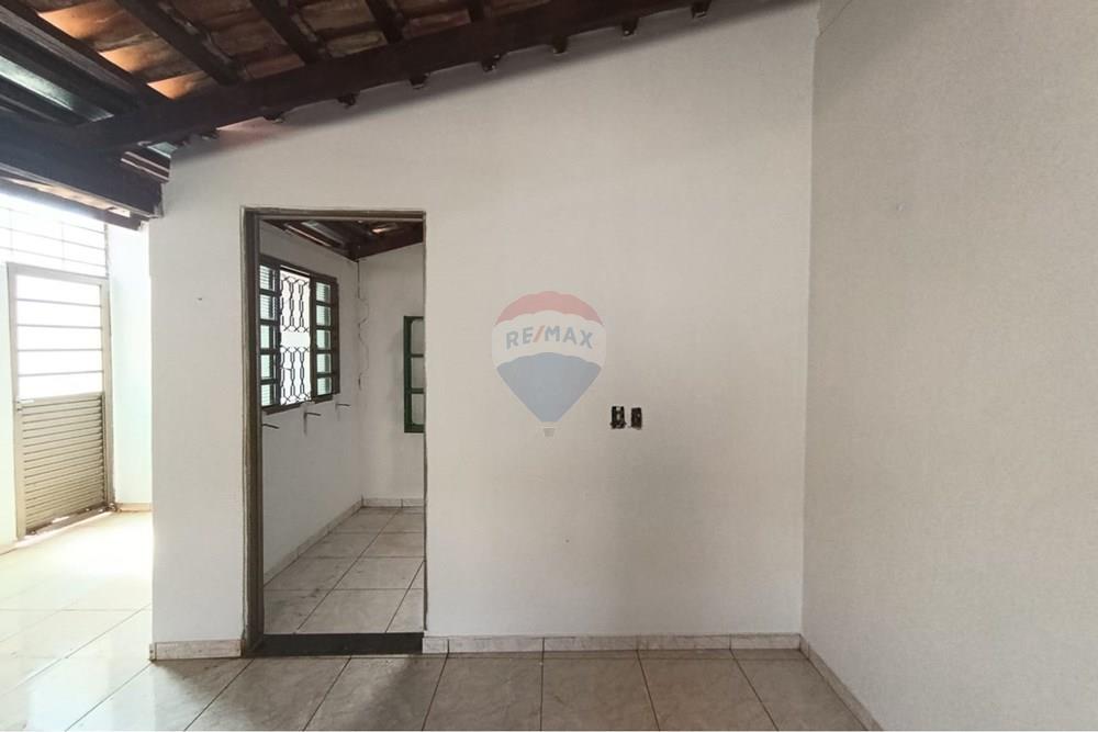 Casa - Venda - Ituiutaba , Minas Gerais - WhatsApp Image 2026-01-21 at 11.06.11.jpeg - 870771012-7