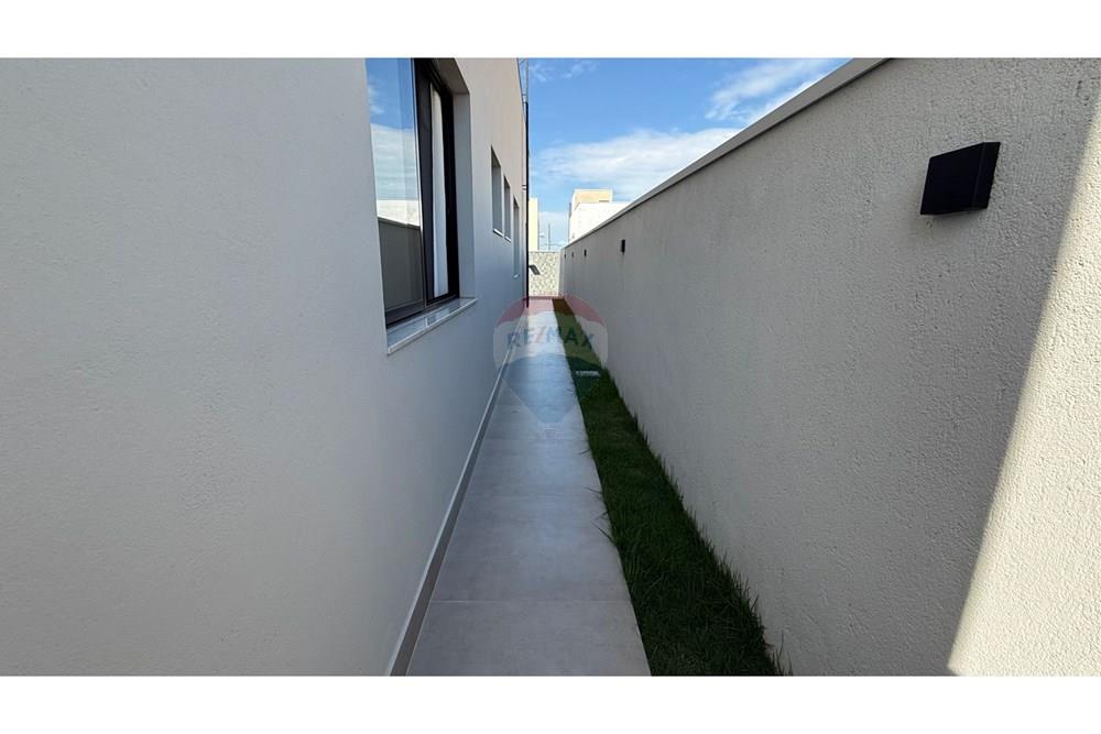 Casa de Condomínio - Venda - Caratinga , Minas Gerais - WhatsApp Image 2025-12-03 at 09.50.27.jpeg - Corredor - 870711005-17