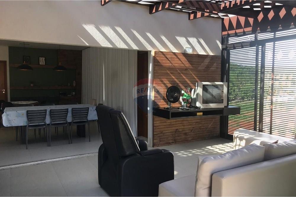 Casa - Venda - Capitólio , Minas Gerais - WhatsApp Image 2026-03-10 at 14.14.20 (3).jpeg - 870791002-12