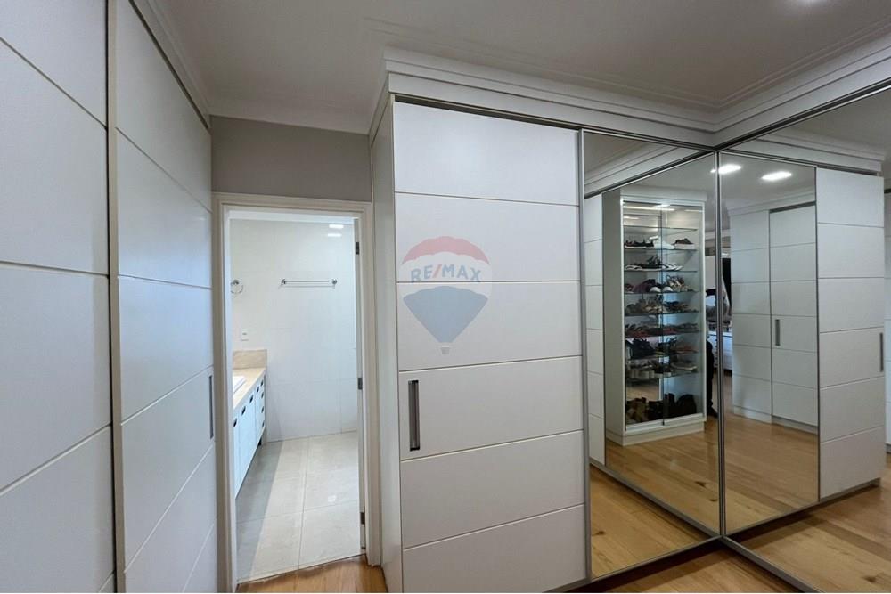 Casa - Venda - Araxá , Minas Gerais - Neila da Silva Izaias Mascarenhas foto quarto  suíte 1 closet.jpg - 870431004-89