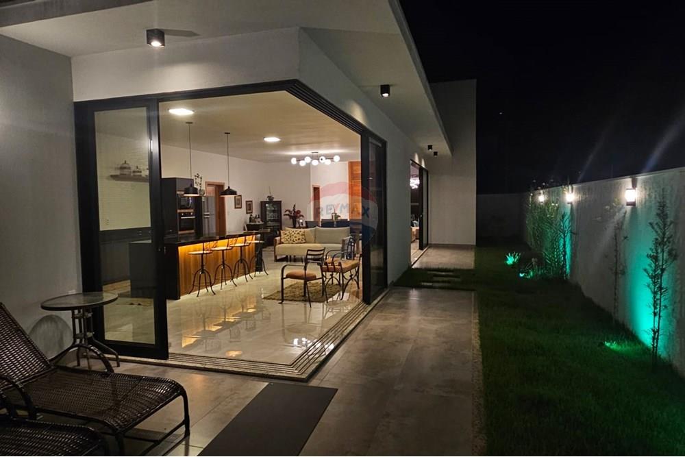 Residential - بيت مستقل - Araxá , Minas Gerais - BR - MONICA 6.jpeg - 870431058-2