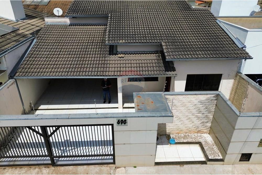 Casa - Venda - Araxá , Minas Gerais - Magali Cardoso de Paula casa foto vista do Alto.jpg - 870431004-119