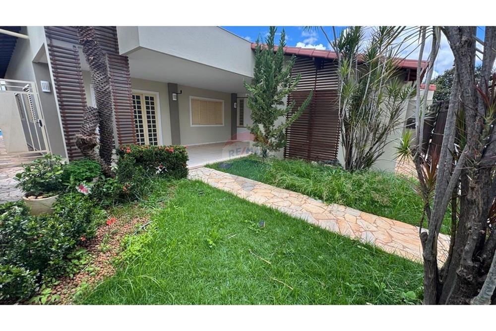 Casa - Venda - Pompéu , Minas Gerais - jardim.jpeg - 870241024-80