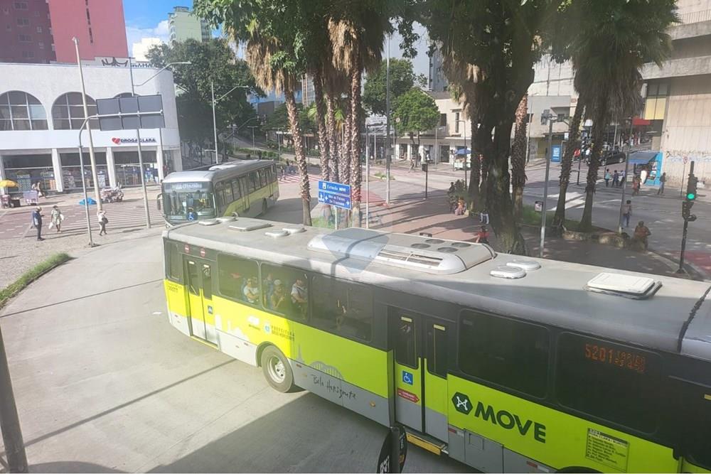 Cj. Comercial/ Sala - Alugar - Belo Horizonte , Minas Gerais - 14- Move passando na praça.jpeg - 870251107-19