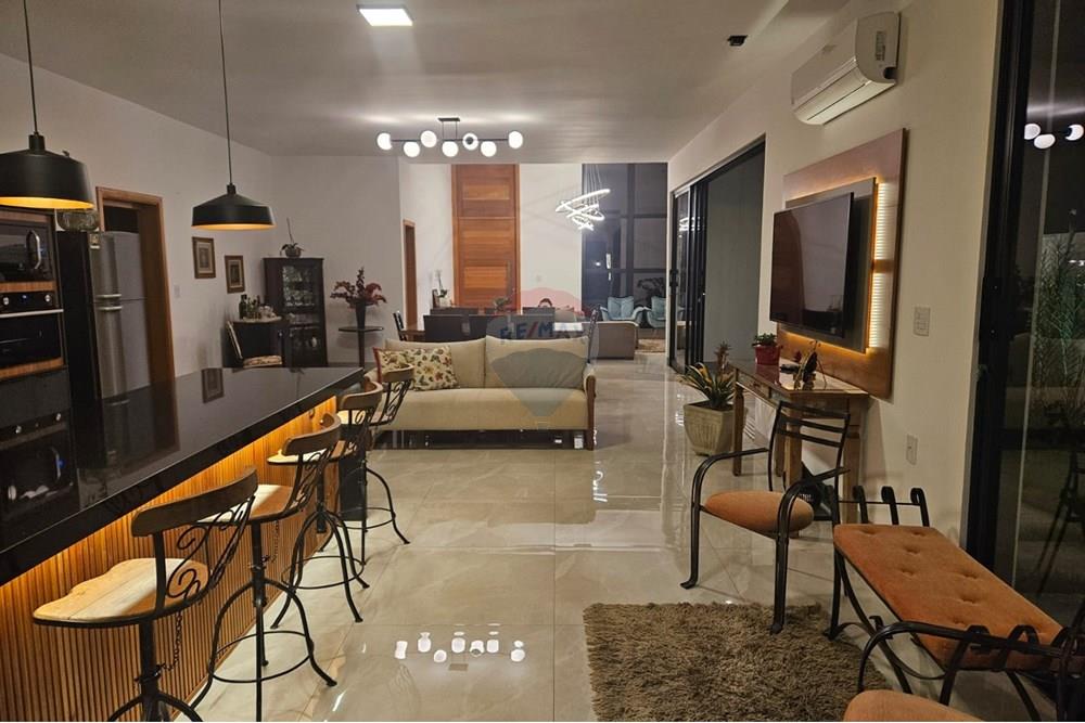 Residential - بيت مستقل - Araxá , Minas Gerais - BR - MONICA 8.jpeg - 870431058-2
