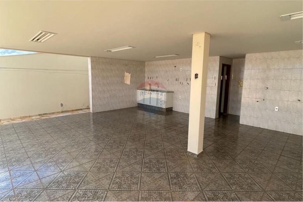 Casa - Venda - Passos , Minas Gerais - Imagem do WhatsApp de 2025-09-19 à(s) 18.12.41_9cdd8541.jpg - 870731003-17