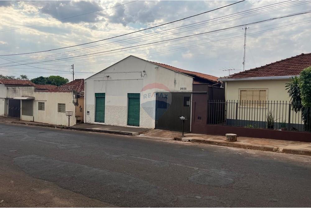 Ponto Comercial/ Loja - Alugar - Ituiutaba , Minas Gerais - IMG-20251007-WA0013.jpg - 870771008-4