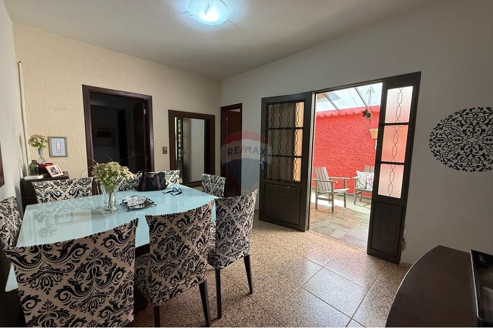 Casa - Venda - Araxá , Minas Gerais - WhatsApp Image 2025-08-08 at 13.11.21.jpeg - 870431031-52