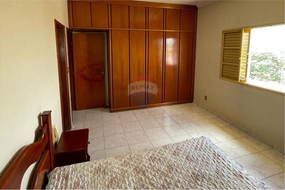 Casa - Venda - Passos , Minas Gerais - Imagem do WhatsApp de 2025-09-19 à(s) 18.12.39_2b0dd8c4.jpg - 870731003-17