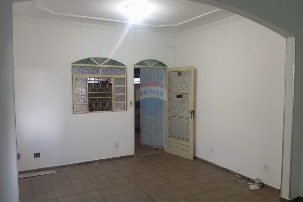 Casa - Alugar - Belo Horizonte , Minas Gerais - Entrada Sala.jpeg - Sala - 870241011-70