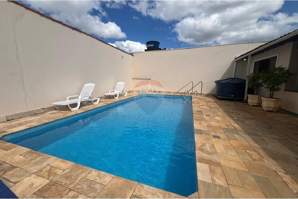 Casa - Venda - Araxá , Minas Gerais - 87a23408-6b71-4cd1-9cd5-cfaf0b62aed9.jpg - 870431059-24