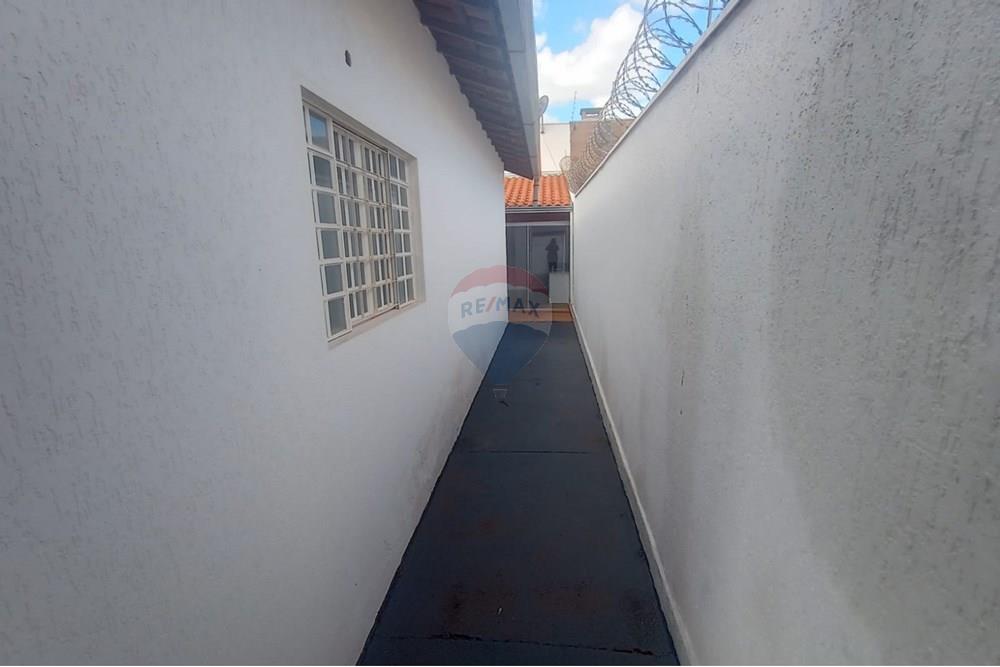 Casa - Venda - Uberaba , Minas Gerais - 17 Casa Venda 340 mil no São José em Uberaba na Remax 870291025-134.jpeg - 870291025-134