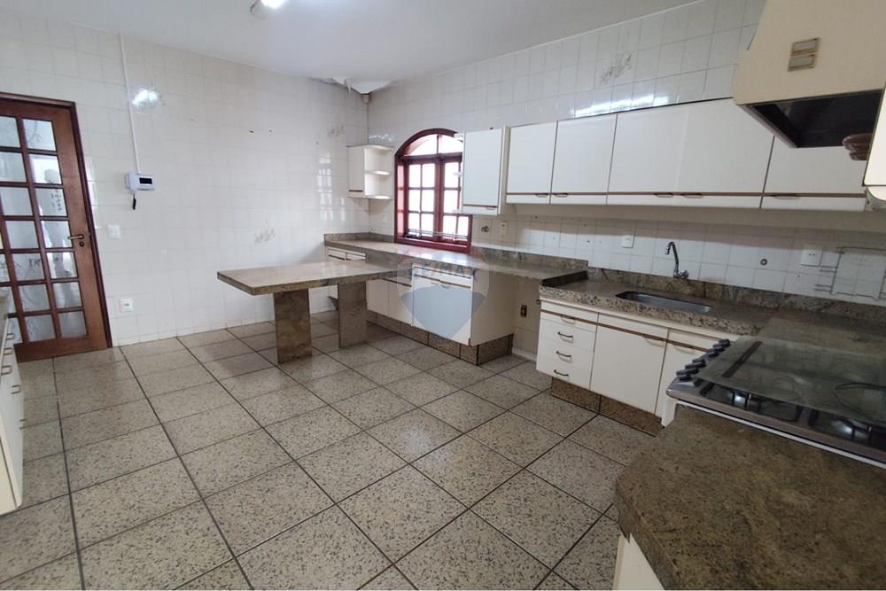 Casa - Venda - Uberlândia , Minas Gerais - WhatsApp Image 2026-02-11 at 10.13.00 (3).jpeg - 870381030-30