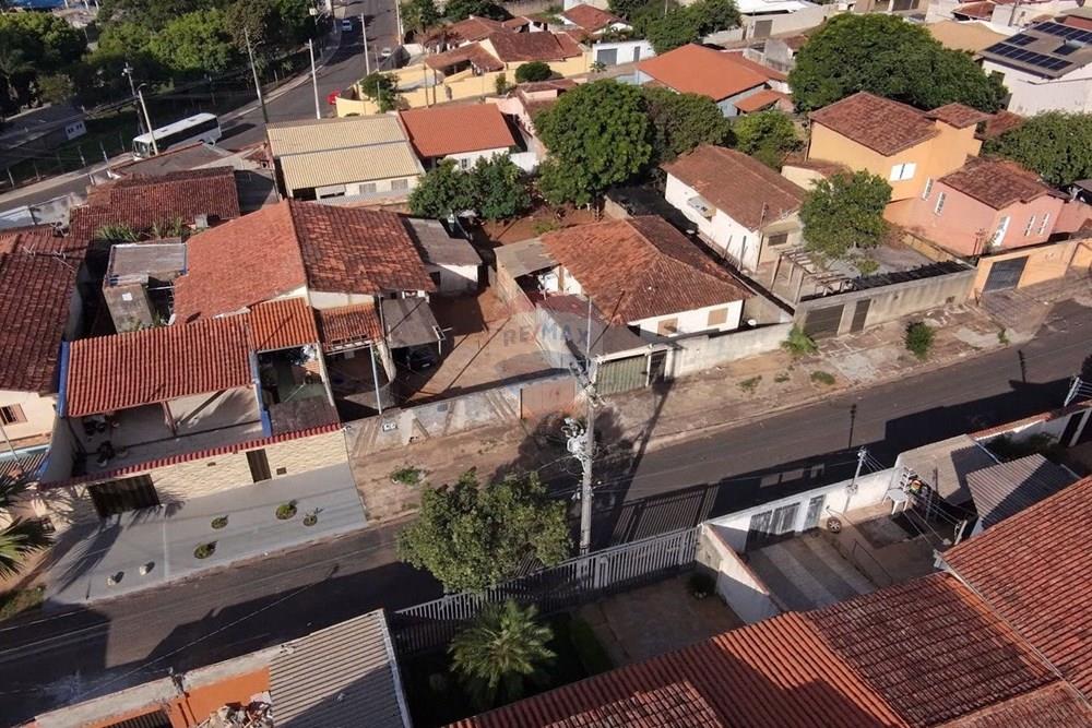 Terreno - Venda - Araxá , Minas Gerais - TERRENO 4.jpeg - Quintal - 870431031-71