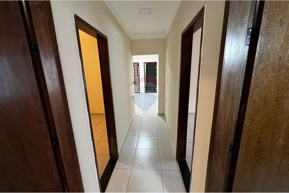 Casa - Alugar - Governador Valadares , Minas Gerais - eae85daa-1b7e-4ff3-acea-3762e9d68808.jpg - 870671006-47