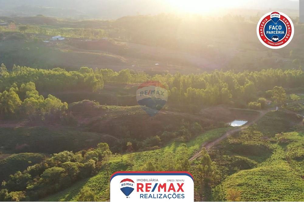 Gyvenamasis - Ferma - Patos de Minas , Minas Gerais - BR - 11.jpg - 870631011-31