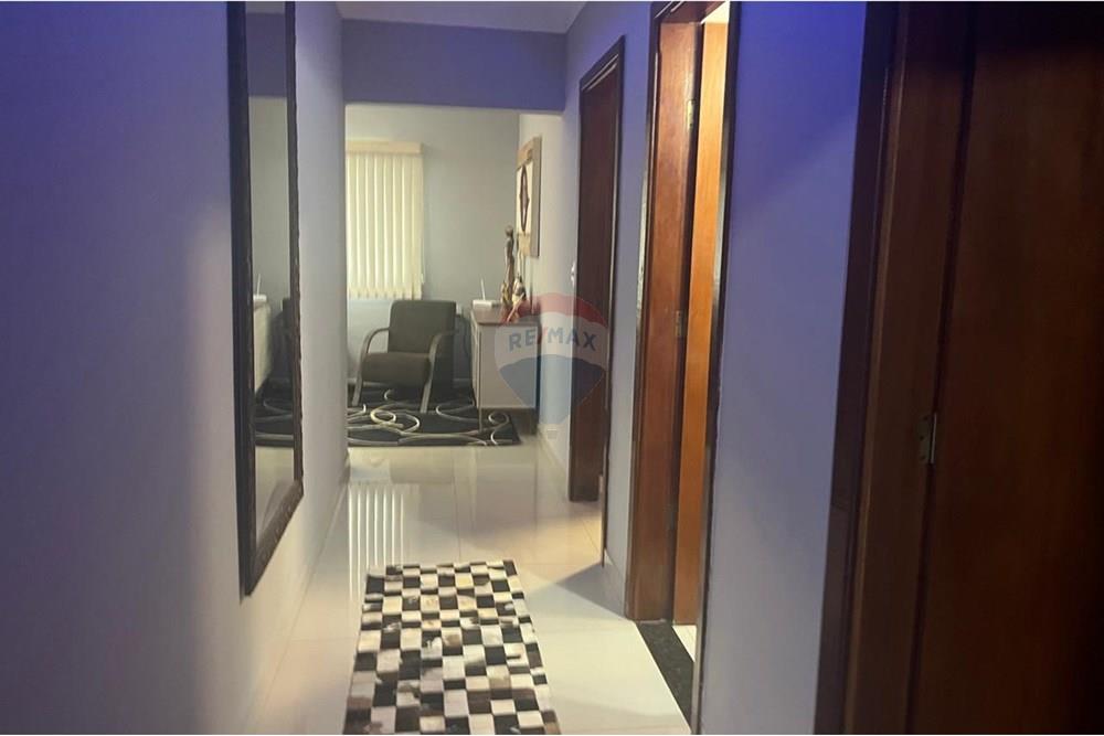 Casa - Venda - Araxá , Minas Gerais - 9968ed4f-39b8-467b-944d-1c50cd2ab769.jpg - Corredor - 870431059-20