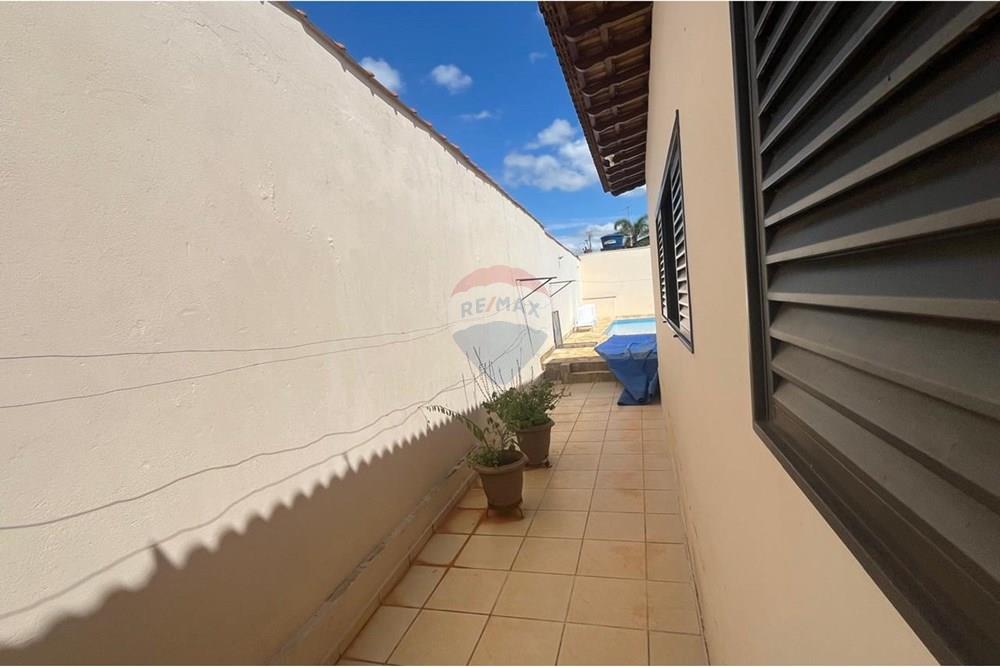 Casa - Venda - Araxá , Minas Gerais - 5fffc3e9-fced-4e1c-9e18-aee741b5ad9f.jpg - 870431059-24