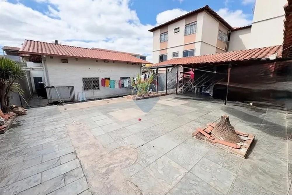 Casa - Venda - Belo Horizonte , Minas Gerais - area dos fundos.jpg - 870751004-3