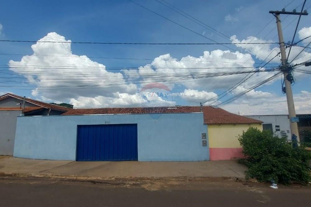 Casa - Alugar - Perdizes , Minas Gerais - WhatsApp Image 2025-12-01 at 09.52.21.jpeg - Fachada - 870431028-50