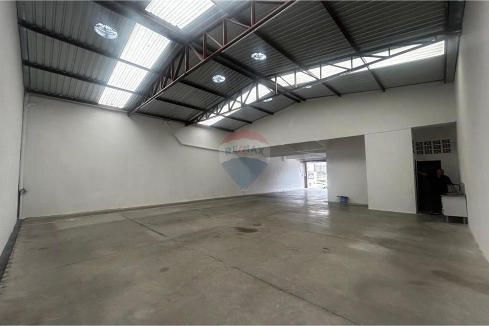 Ponto Comercial - Alugar - Poços de Caldas , Minas Gerais - WhatsApp Image 2026-02-10 at 11.20.07 (8).jpeg - 870361060-16