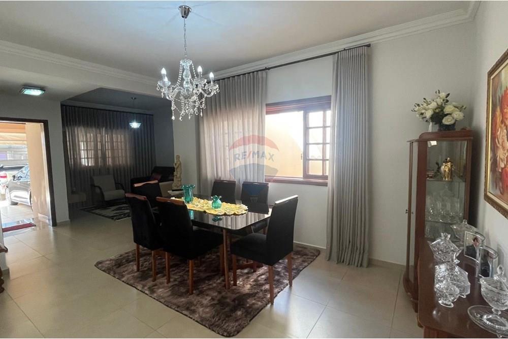 Casa - Venda - Araxá , Minas Gerais - 7d570005-2b66-4e47-8e18-76ff8ed05901.jpg - 870431059-24